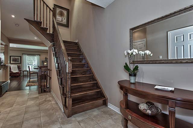 Foyer.
