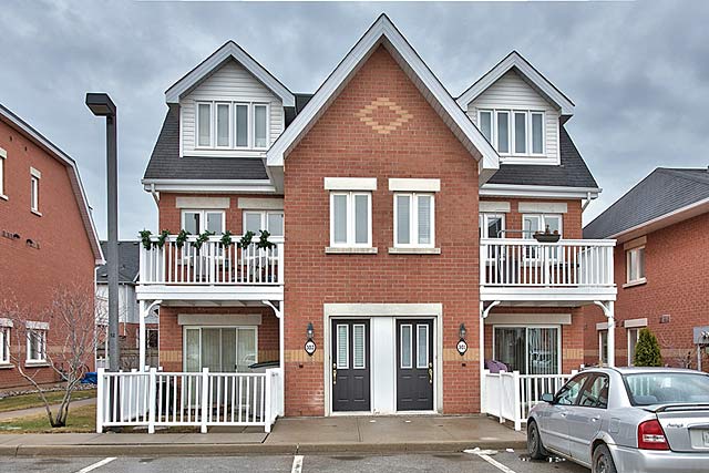 301-1701 Lampman Avenue - two bedroom townhome for sale in Corporate.