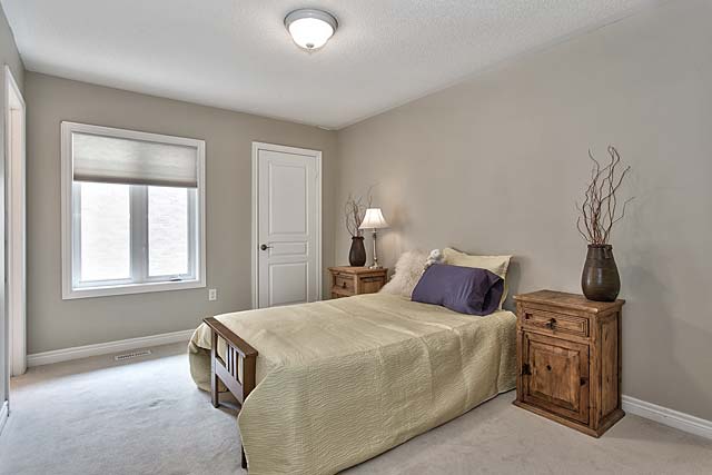 Fourth bedroom.