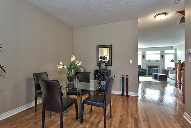 Dining room.
