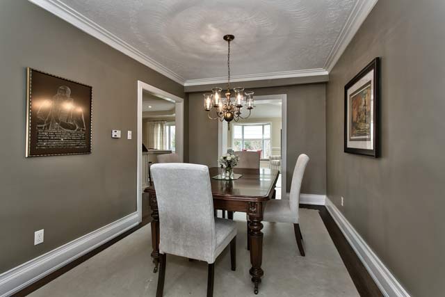 Dining room.