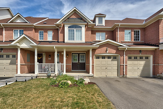 4856 Capri Crescent, Burlington - Three Bedroom Townhome For Sale in Alton Village