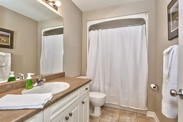 Main bathroom.