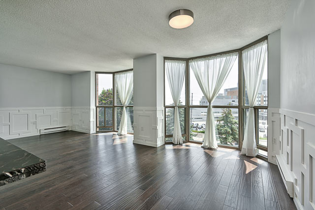 Living and Dining Area